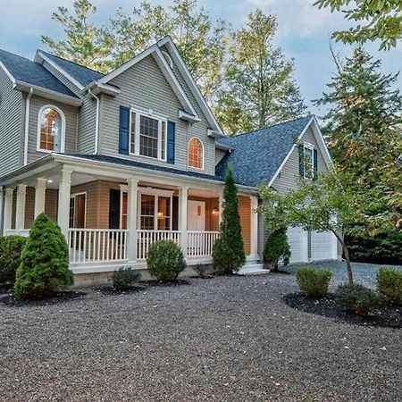 Luxury 4 Bedroom House In Pocono Mountains In Golf Course Near Lake Tobyhanna Exteriör bild