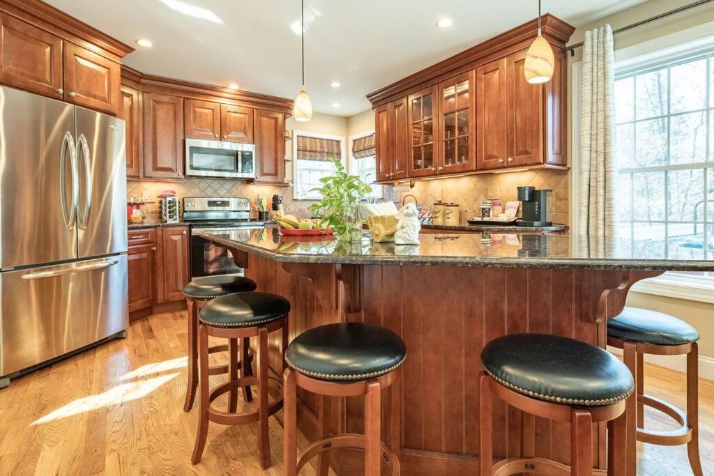Luxury 4 Bedroom House In Pocono Mountains In Golf Course Near Lake Tobyhanna Exteriör bild