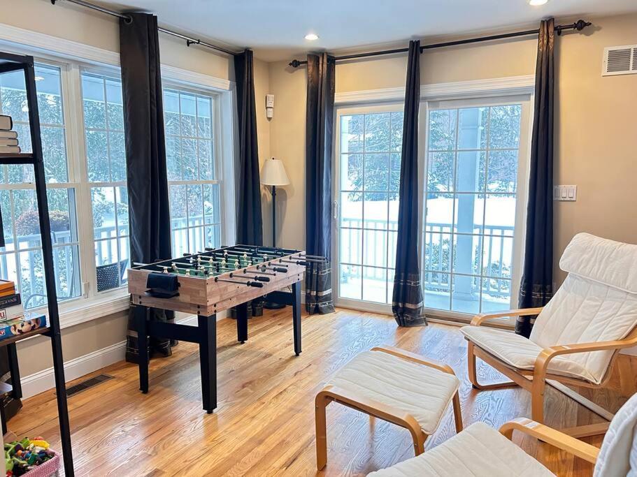 Luxury 4 Bedroom House In Pocono Mountains In Golf Course Near Lake Tobyhanna Exteriör bild
