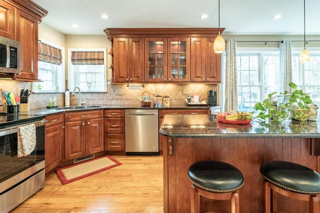 Luxury 4 Bedroom House In Pocono Mountains In Golf Course Near Lake Tobyhanna Exteriör bild